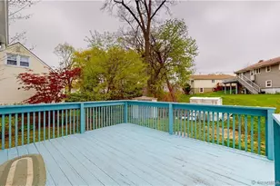 145 Rooster River Blvd, Bridgeport, CT 06606 - Photo 30