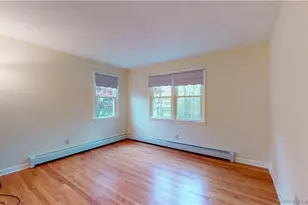 145 Rooster River Blvd, Bridgeport, CT 06606 - Photo 10
