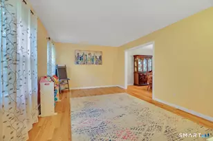 10 Colonial Ct, Cheshire, CT 06410 - Photo 10