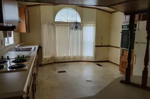 134 E St, Groton, CT 06340 - Photo 2