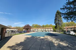 28 Carillon Dr, Rocky Hill, CT 06067 - Photo 2