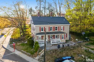 46 Grove St, Putnam, CT 06260 - Photo 2