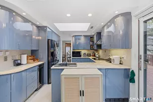 53 Dagmar Rd, Stamford, CT 06905 - Photo 16