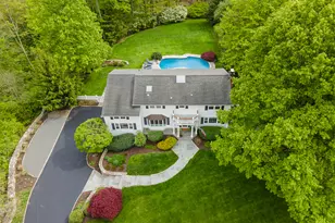 27 Webster Rd, Ridgefield, CT 06877 - Photo 2