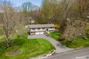 18 Fleetwood Dr, New Fairfield, CT 06812 - Photo 34