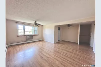 35 Sigwin Drive #35, Wallingford, CT 06492 - Photo 4