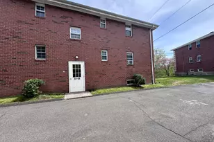 35 Sigwin Dr, Wallingford, CT 06492 - Photo 10