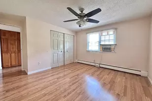 35 Sigwin Dr, Wallingford, CT 06492 - Photo 2