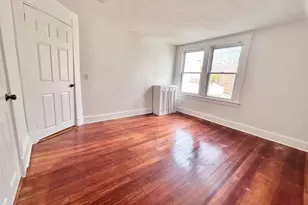 26 Crescent St, New London, CT 06320 - Photo 16