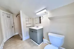 26 Crescent St, New London, CT 06320 - Photo 14