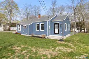 10 Pattagansett Ct, East Lyme, CT 06357 - Photo 8