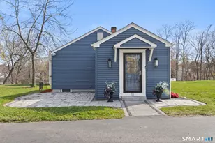10 Pattagansett Ct, East Lyme, CT 06357 - Photo 2