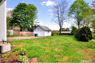 28 Prospect Street, Bloomfield, CT 06002 - Photo 10