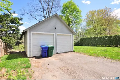 28 Prospect Street, Bloomfield, CT 06002 - Photo 6