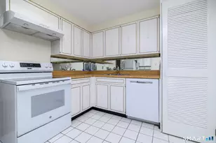 143 Hoyt St, Stamford, CT 06905 - Photo 12