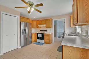 107 Trumbull Ln, South Windsor, CT 06074 - Photo 22