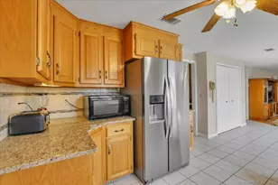 107 Trumbull Ln, South Windsor, CT 06074 - Photo 12