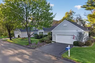 17 Canterbury Rd, Hamden, CT 06514 - Photo 30