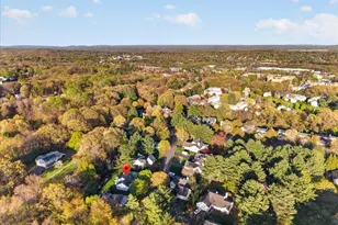 17 Canterbury Rd, Hamden, CT 06514 - Photo 38