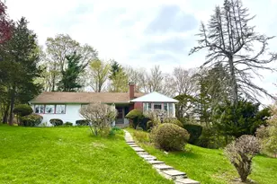 37 Skyline Dr, Farmington, CT 06032 - Photo 4