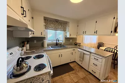 24 Dean Drive, New Britain, CT 06053 - Photo 2