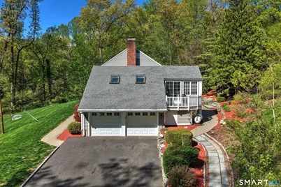 16 Wolf Tree Drive, Woodbridge, CT 06525 - Photo 2