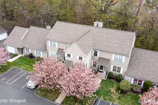 704 Highpoint Dr, Rocky Hill, CT 06067 - Photo 2
