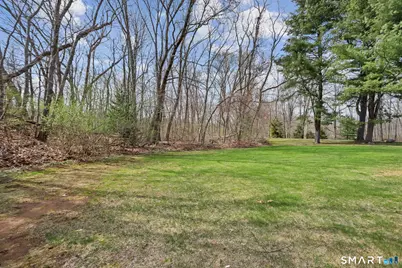 562 Oak Avenue #562, Cheshire, CT 06410 - Photo 16