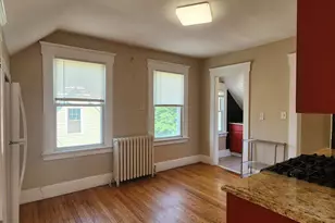 352 Elm St, West Haven, CT 06516 - Photo 4