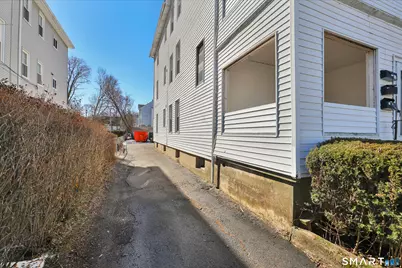 23 Day Street, New Britain, CT 06051 - Photo 32