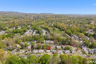 79 W Helen St, Hamden, CT 06514 - Photo 4