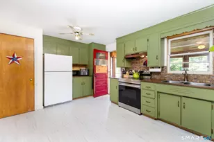 31 Ford Ave, Norwich, CT 06360 - Photo 14