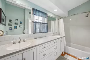 58 Crescent St, West Hartford, CT 06107 - Photo 30