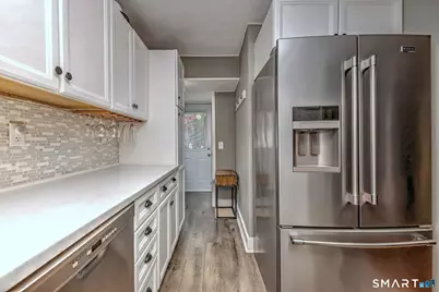 18 Grand Street, West Haven, CT 06516 - Photo 14