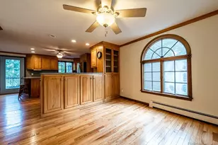 131 Hemlock Dr, Deep River, CT 06417 - Photo 10