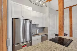 222 Williams St E, Glastonbury, CT 06033 - Photo 2