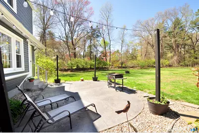 281 West Mountain Road, Simsbury, CT 06092 - Photo 26
