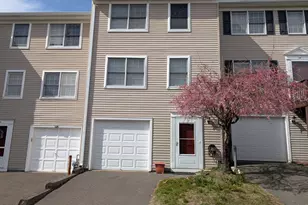 63 Summit Commons, Derby, CT 06418 - Photo 2