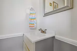 358 Monticello Dr, Branford, CT 06405 - Photo 16