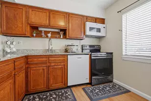 358 Monticello Dr, Branford, CT 06405 - Photo 6