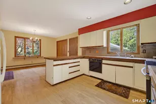 14 Round Hill Rd, Shelton, CT 06484 - Photo 6