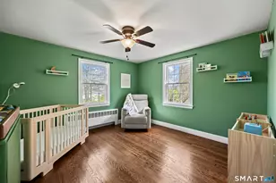 519 Fern St, West Hartford, CT 06107 - Photo 18