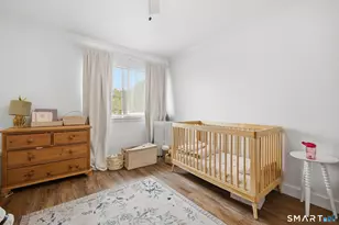 1 Valley Rd, Stamford, CT 06902 - Photo 16