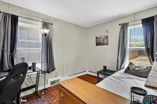 13 Alger St, New London, CT 06320 - Photo 12