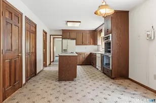 20 Brookwood Dr, Newtown, CT 06470 - Photo 14