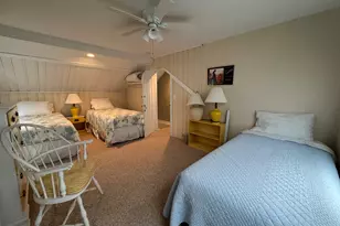 42 Parkway S, New London, CT 06320 - Photo 16