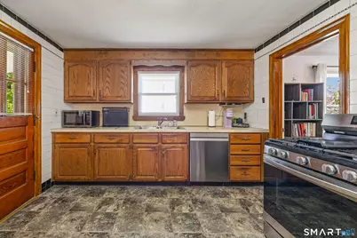 34 Rutland Street, Waterbury, CT 06708 - Photo 10