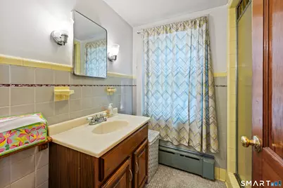 34 Rutland Street, Waterbury, CT 06708 - Photo 8