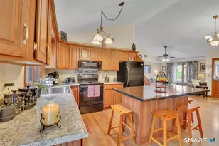 197 Dana Ln, Meriden, CT 06451 - Photo 8