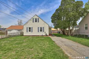 182 Trumbull Ave, Bridgeport, CT 06606 - Photo 2
